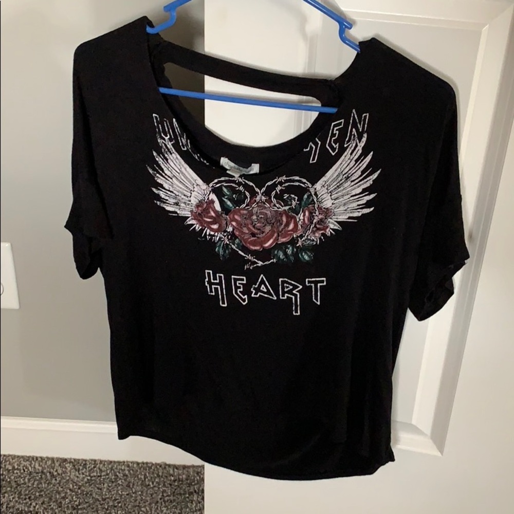 v neck shirt